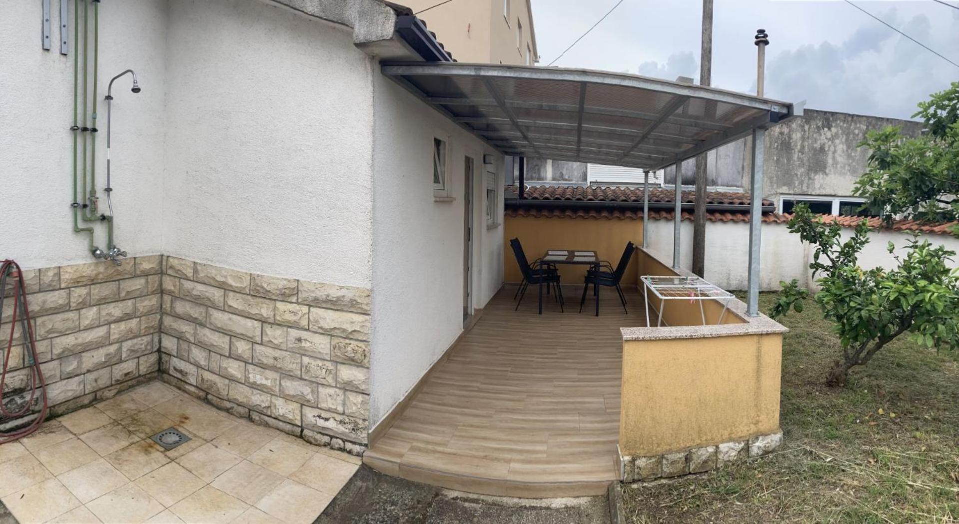 Apartman Turanj Exterior photo